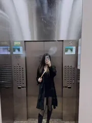 在校兼职大长腿美女